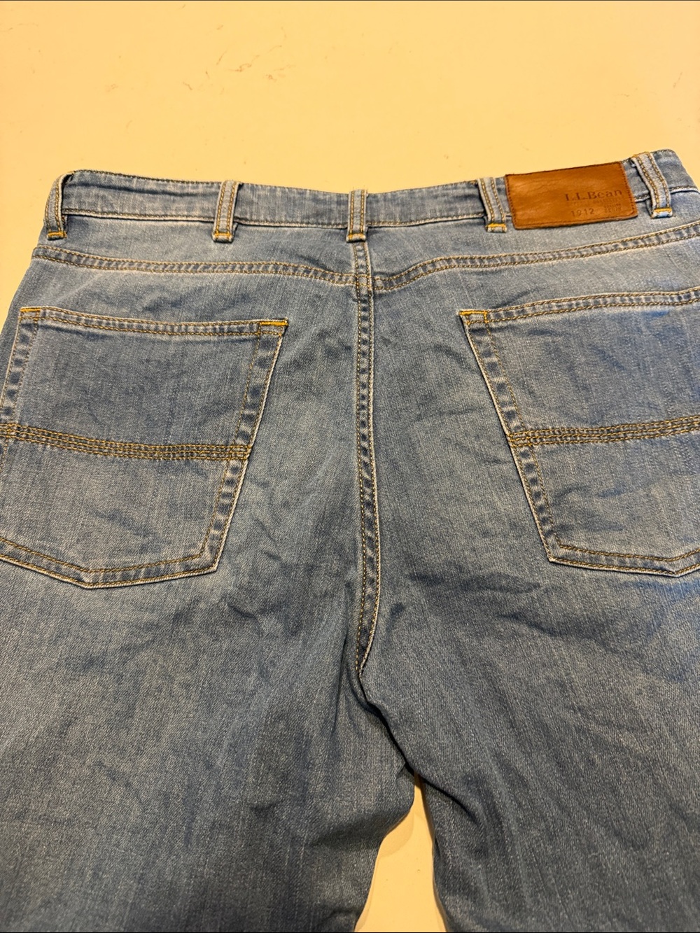 L.L. Bean Men's Light Blue Straight-Leg Jeans - Picture 5 of 6